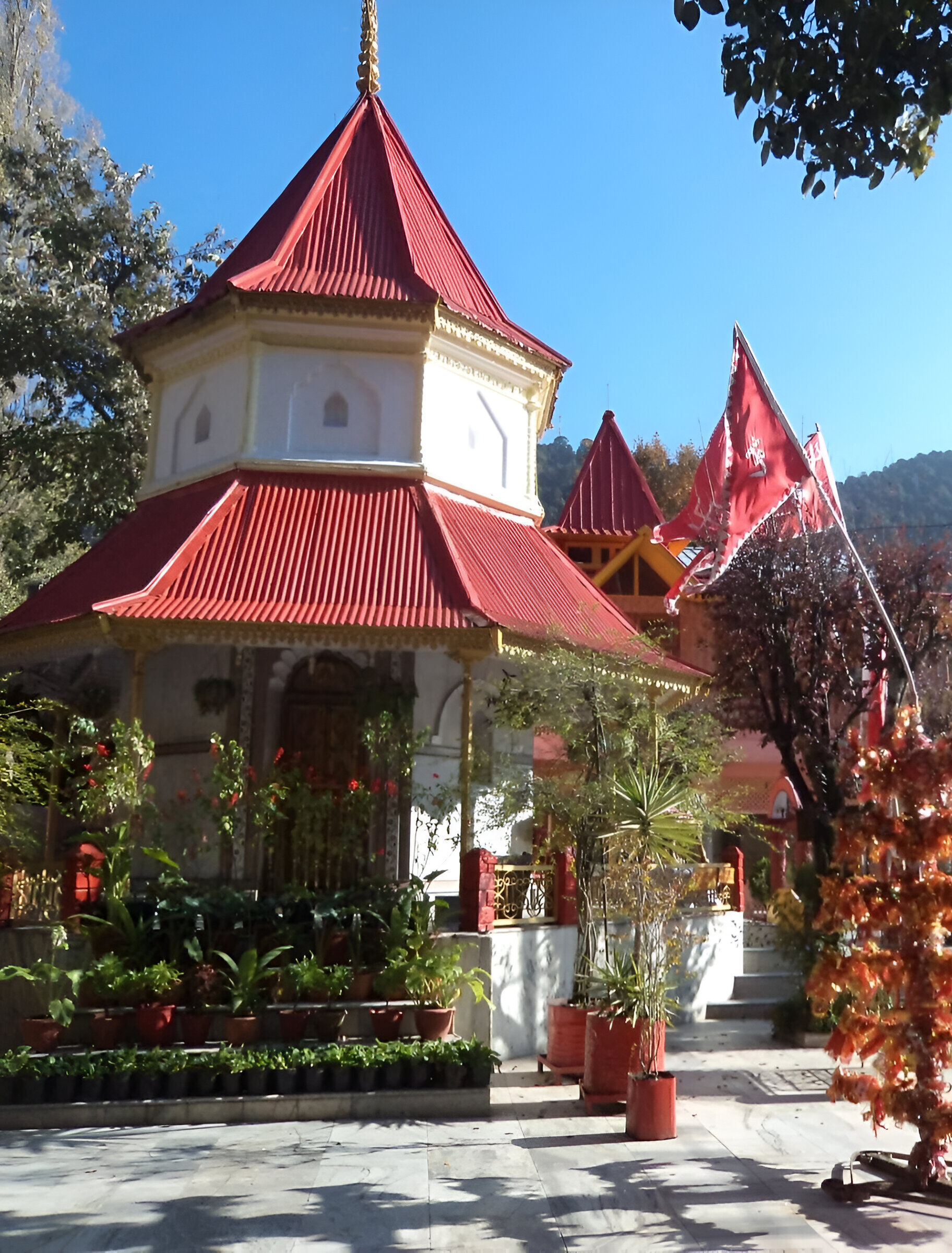 Naina Devi Temple